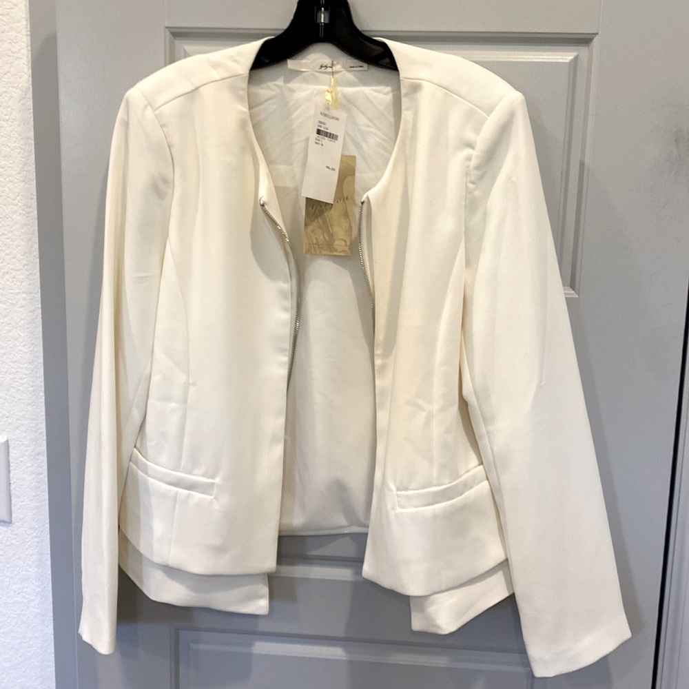 NWT off white jacket size L